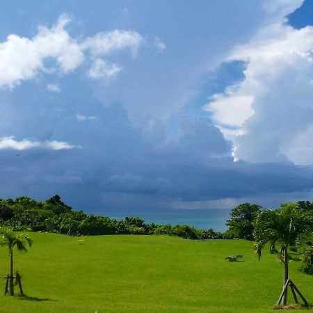 Tsundara Beach Retreat Ishigaki  Экстерьер фото