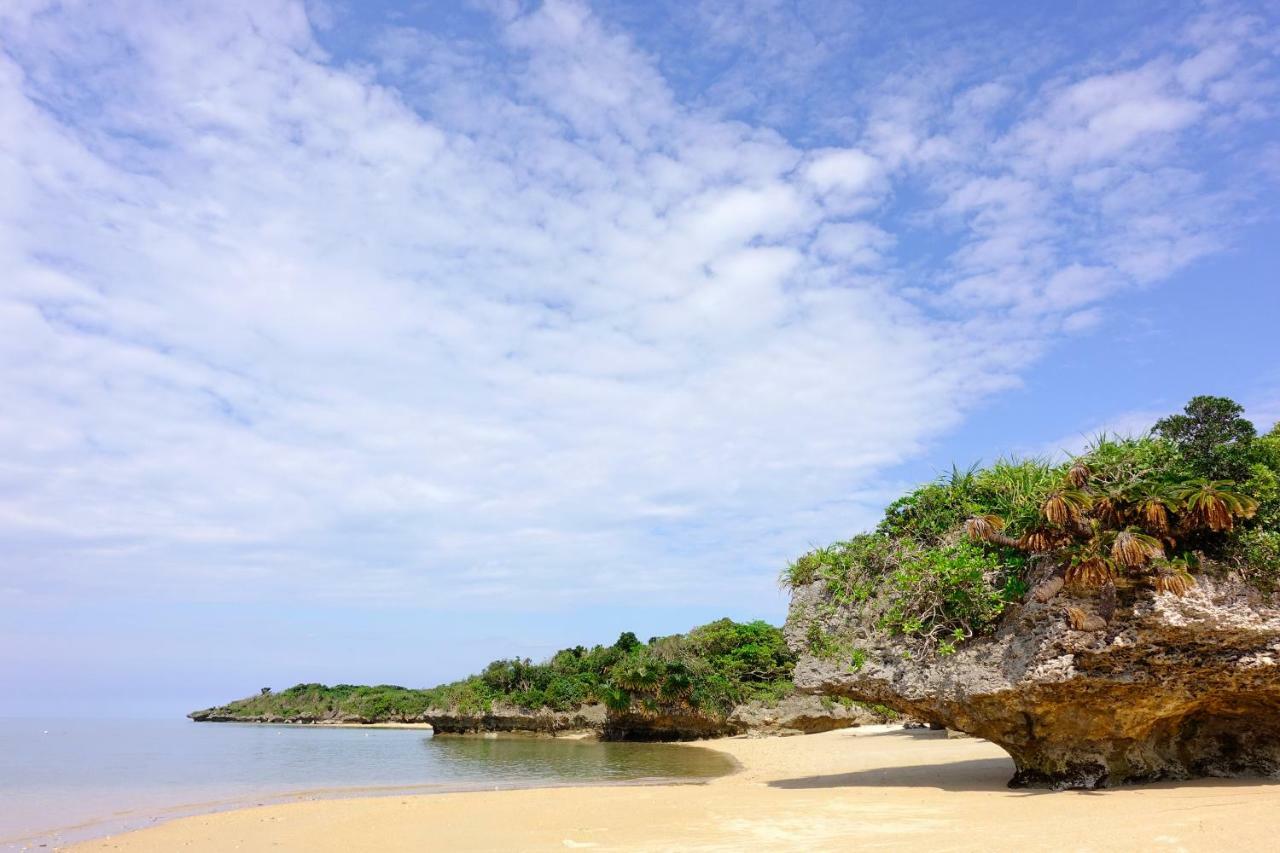Tsundara Beach Retreat Ishigaki  Экстерьер фото